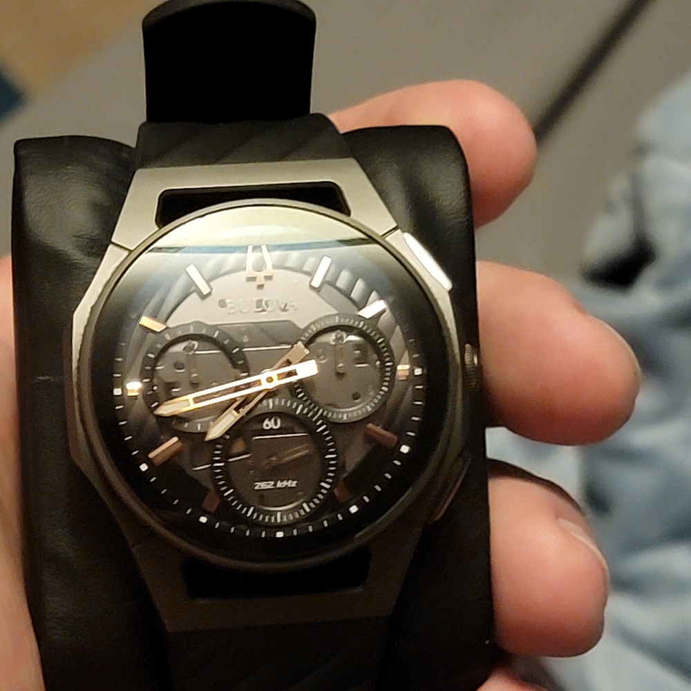 Bulova Curv